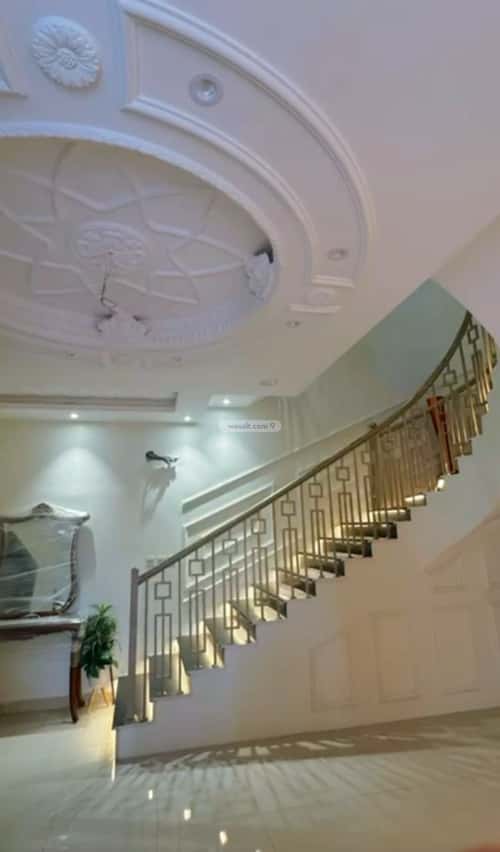 فيلا 827.29 متر مربع جنوبية على شارع 15م الشراع، شمال جدة، جدة