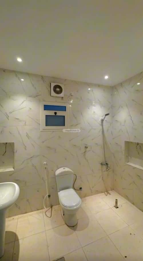 فيلا 827.29 متر مربع جنوبية على شارع 15م الشراع، شمال جدة، جدة