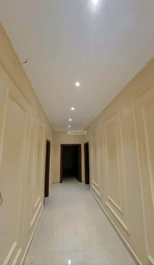 فيلا 827.29 متر مربع جنوبية على شارع 15م الشراع، شمال جدة، جدة