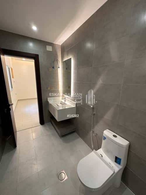 Floor 205 SQM with 5 Bedrooms Al Zahraa, Al Ahsa