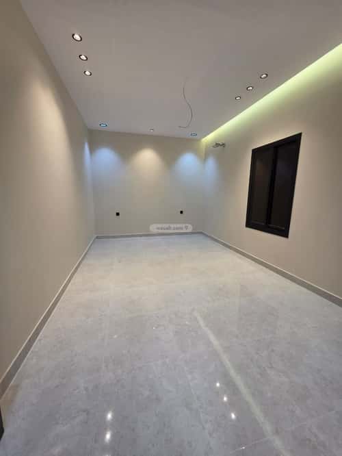 Villa 300 SQM Facing East on 15m Width Street Al Rahmanyah, East Jeddah, Jeddah