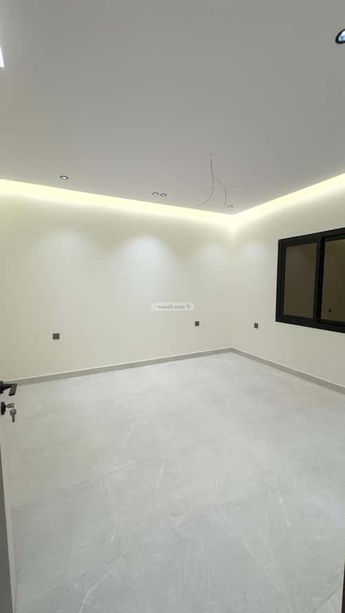 شقة 4 غرف في الروضة