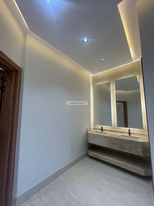 Villa 300 SQM Facing West on 15m Width Street Al Zahoor, Abha