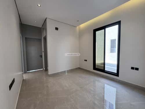 Villa 275 SQM with 1 Apartment Facing South Al-Maizaliyah, East Riyadh, Riyadh