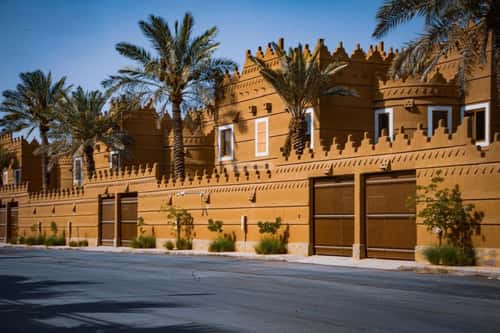 فيلا 200 متر مربع واجهة شرقية ب 4 غرف حطين، شمال الرياض، الرياض