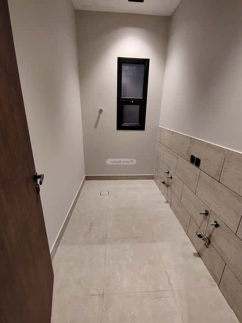 Floor 257.74 SQM with 5 Bedrooms Qurtubah, East Riyadh, Riyadh