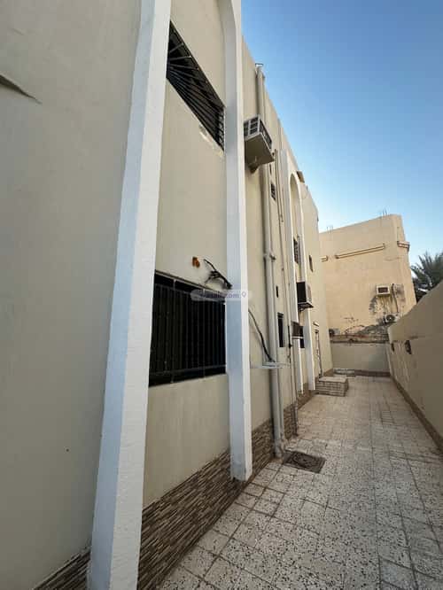 Villa 530 SQM facing South West on 15m width street المحمدية، شمال جدة، جدة