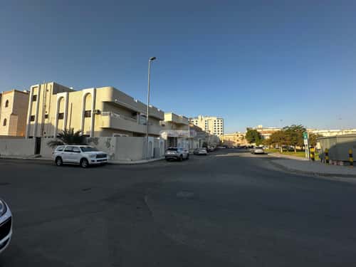 Villa 530 SQM facing South West on 15m width street المحمدية، شمال جدة، جدة