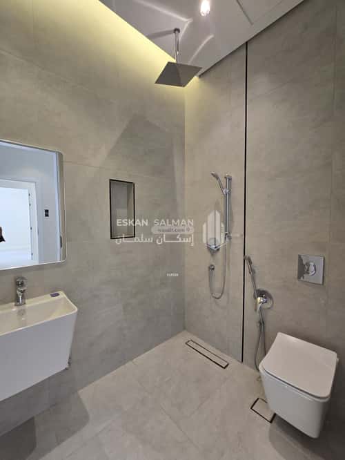 Apartment with 5 bedrooms التعاون، شمال الرياض، الرياض