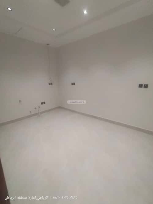 Floor 176 SQM with 3 bedrooms الملك فيصل، شرق الرياض، الرياض