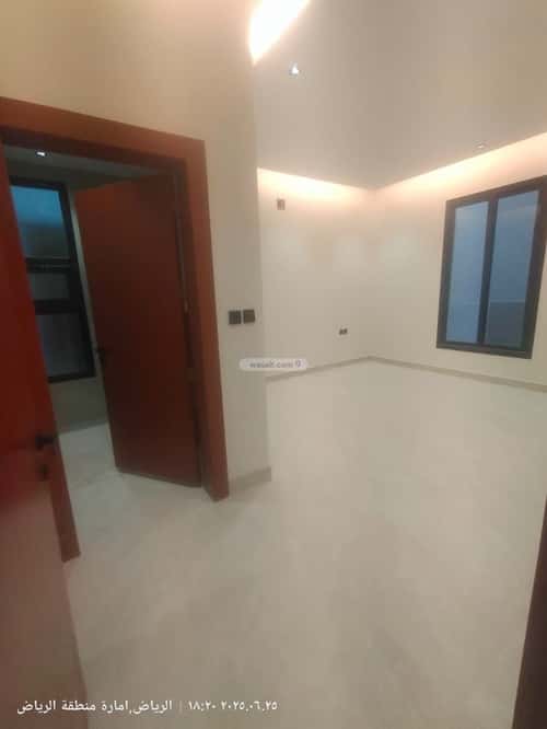 Floor 176.54 SQM with 3 Bedrooms King Faisal, East Riyadh, Riyadh