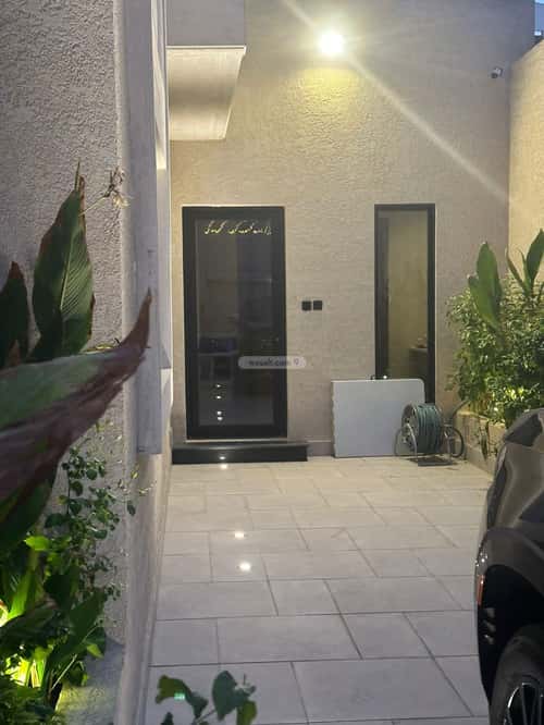 فيلا 464 متر مربع جنوبية على شارع 12م المرسلات، شمال الرياض، الرياض