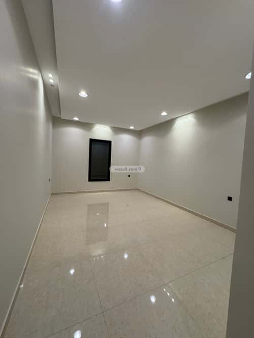 فيلا 250 متر مربع غربية على شارع 15م الملك فهد، عنيزة