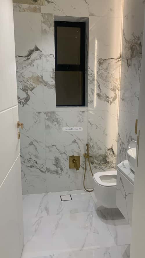 Villa 390 SQM Facing North on 15m Width Street The Valley, Hayil