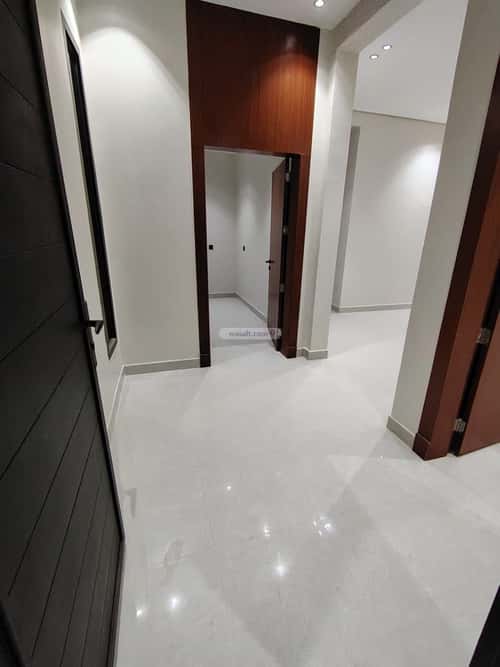 دور 213 متر مربع ب 3 غرف الملك فيصل، شرق الرياض، الرياض