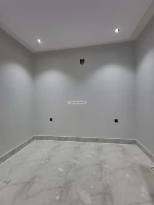 Floor 216.64 SQM with 5 Bedrooms Twaeeq, West Riyadh, Riyadh