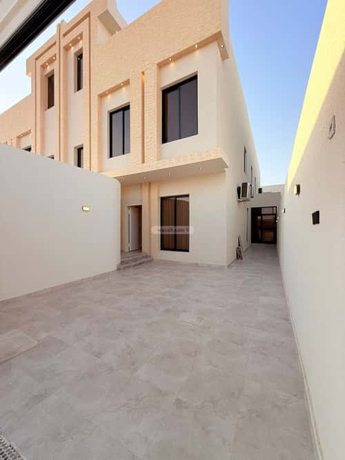 5 bedroom floor in Okaz