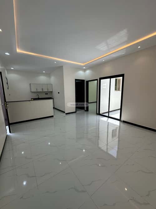 Villa 567 SQM Facing West on 15m Width Street Ar-Rabi, North Riyadh, Riyadh