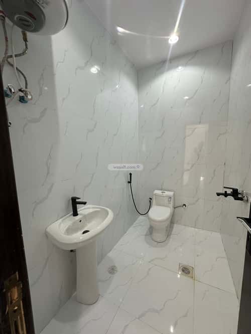 Villa 567 SQM Facing West on 15m Width Street Ar-Rabi, North Riyadh, Riyadh