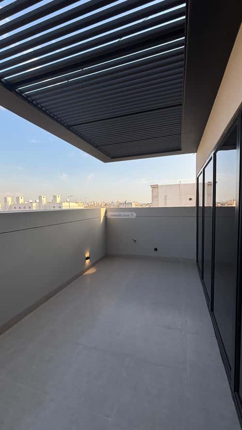 فيلا 373 متر مربع شرقية على شارع 18م Rawabi, Madinah