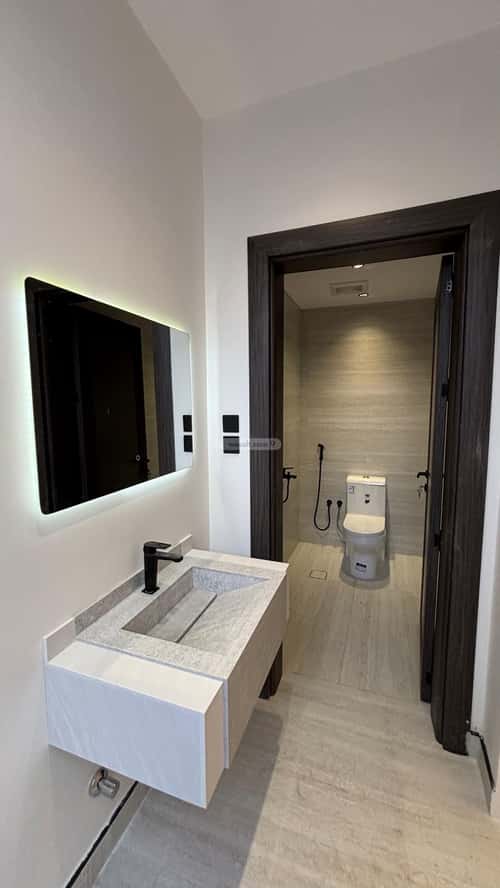 دور 300 متر مربع ب 5 غرف شظاة، المدينة المنورة