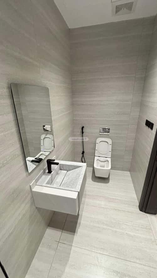 دور 300 متر مربع ب 5 غرف شظاة، المدينة المنورة