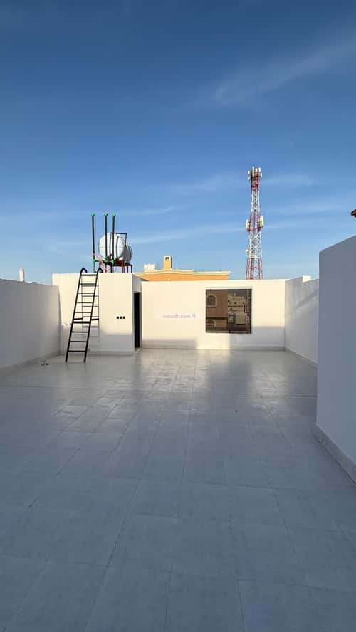 دور 300 متر مربع ب 5 غرف شظاة، المدينة المنورة