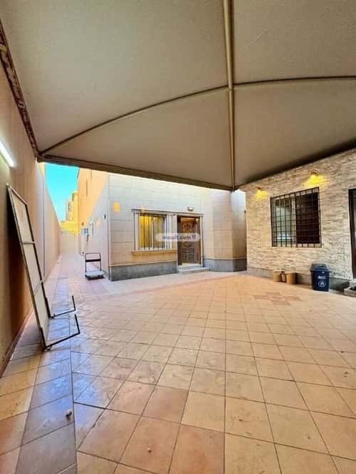 فيلا 375 متر مربع غربية على شارع 20م الحمراء، شرق الرياض، الرياض