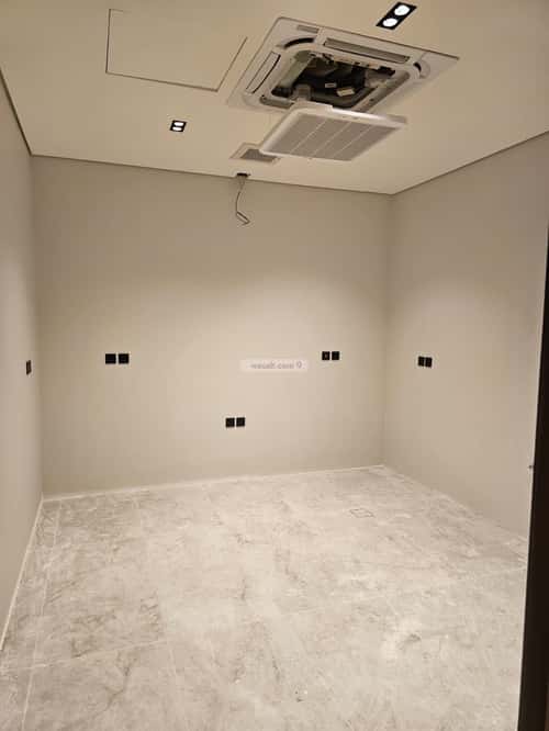 3 bedroom floor in Al Aridh