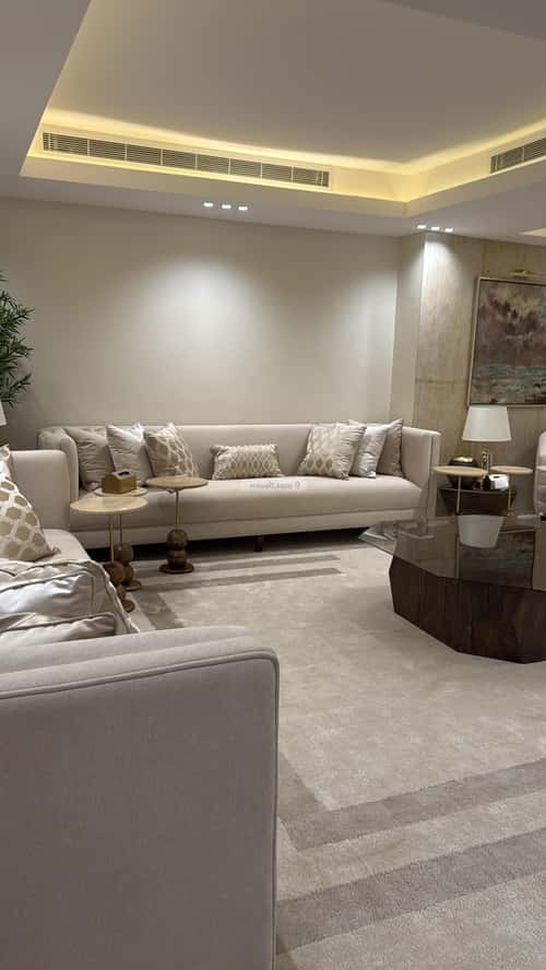 فيلا 450 متر مربع شمالية على شارع 12م الربوة، وسط الرياض، الرياض