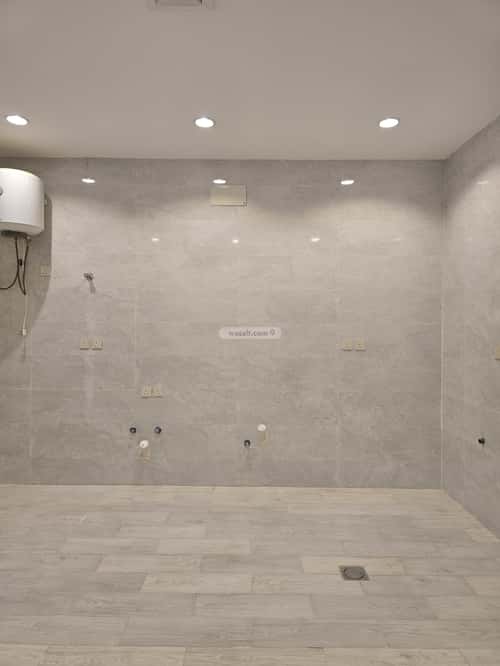 فيلا 375 متر مربع شمالية على شارع 15م الظرفة، خميس مشيط