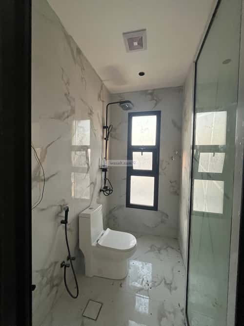 Apartment with 6 Bedrooms Teebh, Aldammam