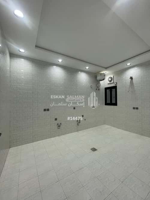 Villa 300 SQM Facing North on 20m Width Street Alhaglahalgadeed, Makkah Al Mukarramah