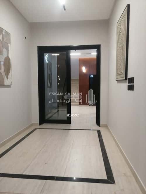 Apartment with 4 Bedrooms Al-Awaly, West Riyadh, Riyadh