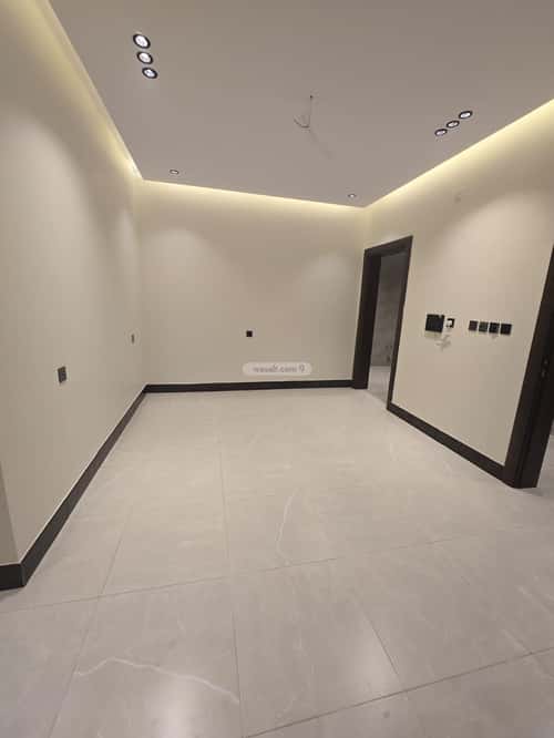 شقة 4 غرف في الروضة