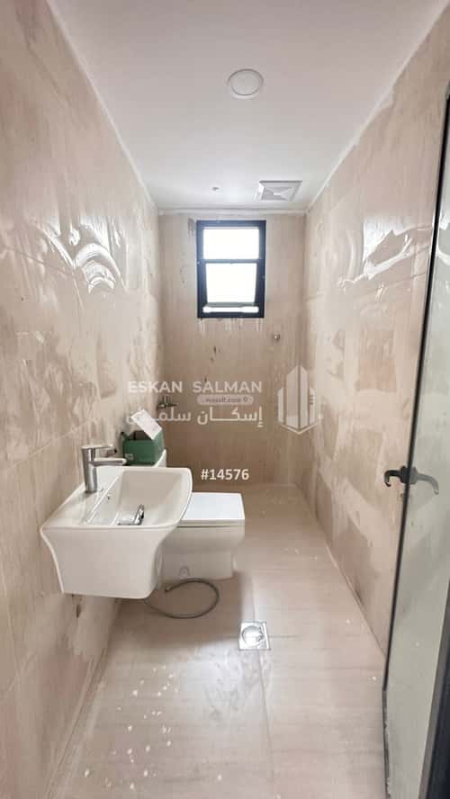Apartment with 7 Bedrooms Mohammed Ben Mas'Ood, Aldammam
