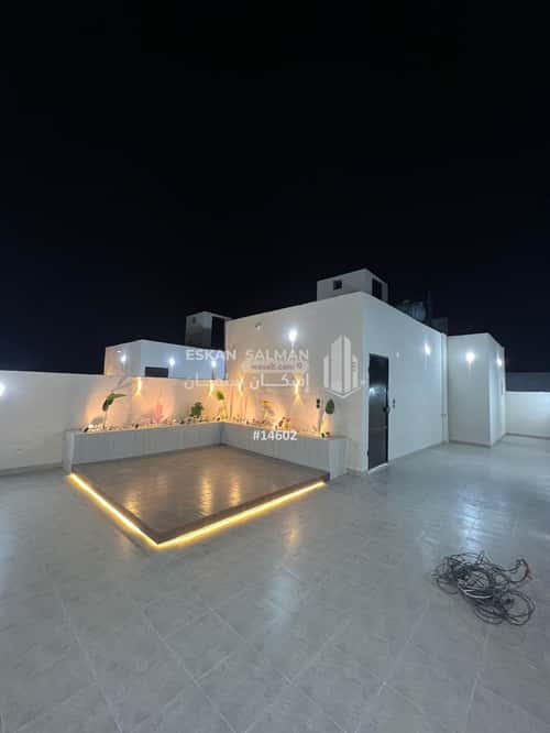Villa 345 SQM facing West on 15m width street الواسط، الطائف