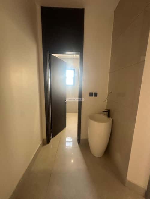 فيلا 7 غرف في الجنادرية