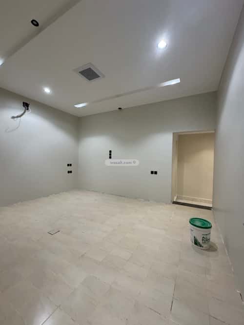 فيلا 500 متر مربع جنوبية على شارع 20م عقرباء، الجبيلة