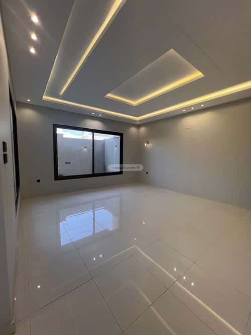 فيلا 250 متر مربع جنوبية على شارع 20م اليرموك، خميس مشيط