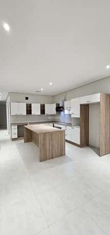 Apartment with 3 Bedrooms Al Bahr, Khobar