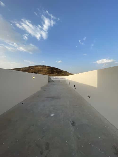Apartment with 6 Bedrooms Al Zahoor, Abha