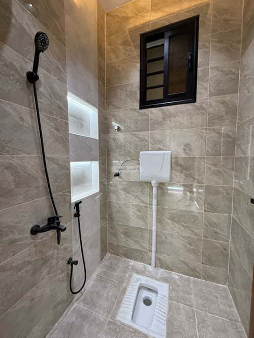 Apartment with 6 Bedrooms Al-Yarmouk, Khamis Mushait