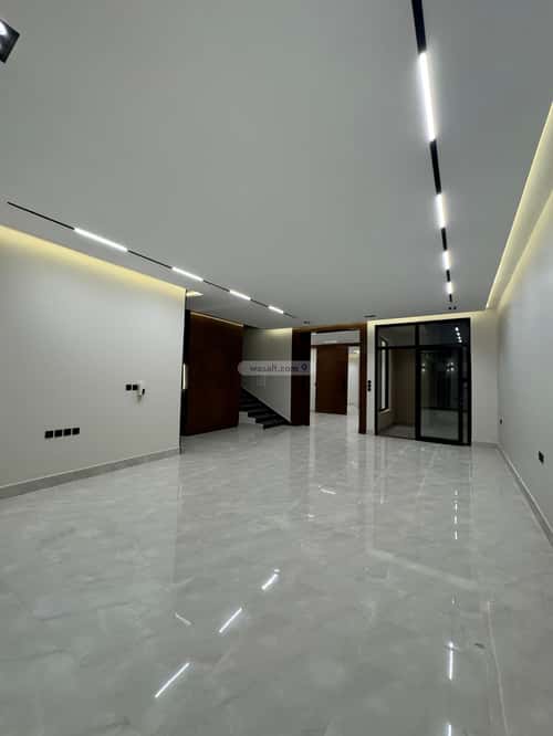 5 bedroom villa in Al Rimal