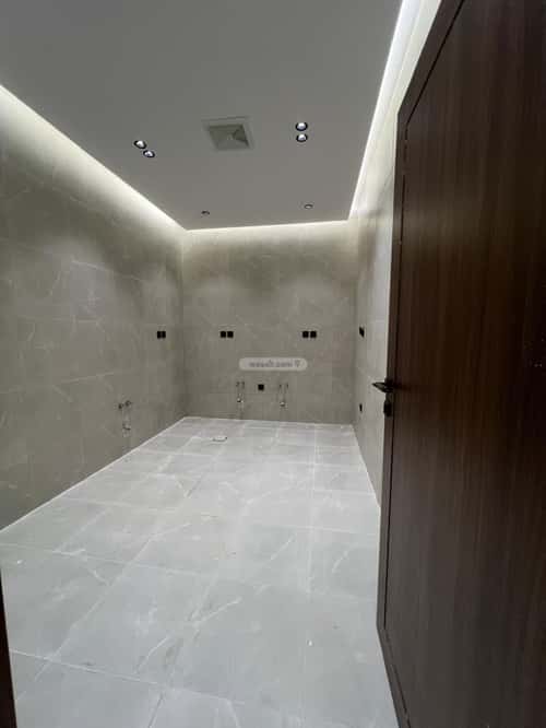 4 bedroom apartment in Al Rawdah