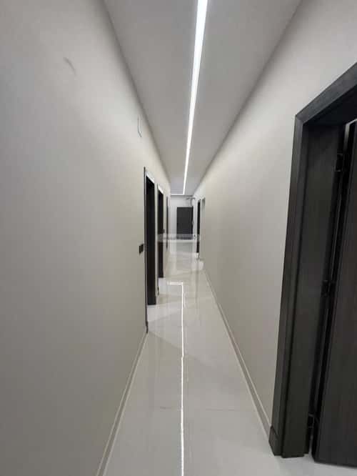 Apartment with 5 Bedrooms Al-Iskan, Samith