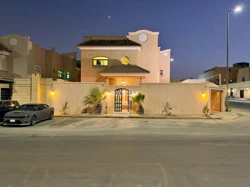Villa 475 SQM Facing North with 8 Bedrooms Ar-Rawdah, East Riyadh, Riyadh