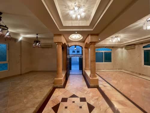 8 bedroom villa in Al Rawdah