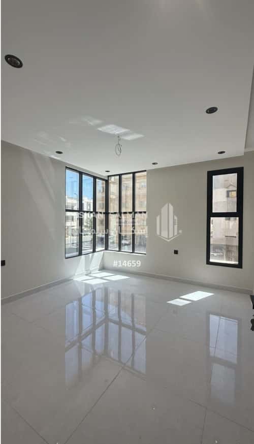 Apartment with 4 Bedrooms Meshrefah, North Jeddah, Jeddah