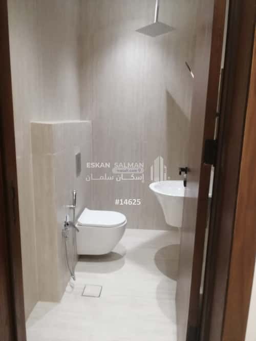 Apartment with 5 Bedrooms Al-Awaly, West Riyadh, Riyadh